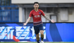 足球报：重庆队冯劲已被欠薪两年多 金额巨大将继续仲裁