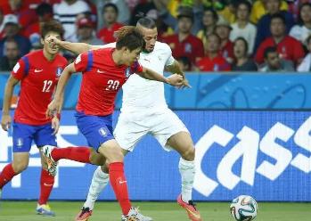 今日韩国对阿尔及利亚直播_世界杯 韩国vs阿尔及利亚比分预测_韩国vs阿尔及利亚录像回放
